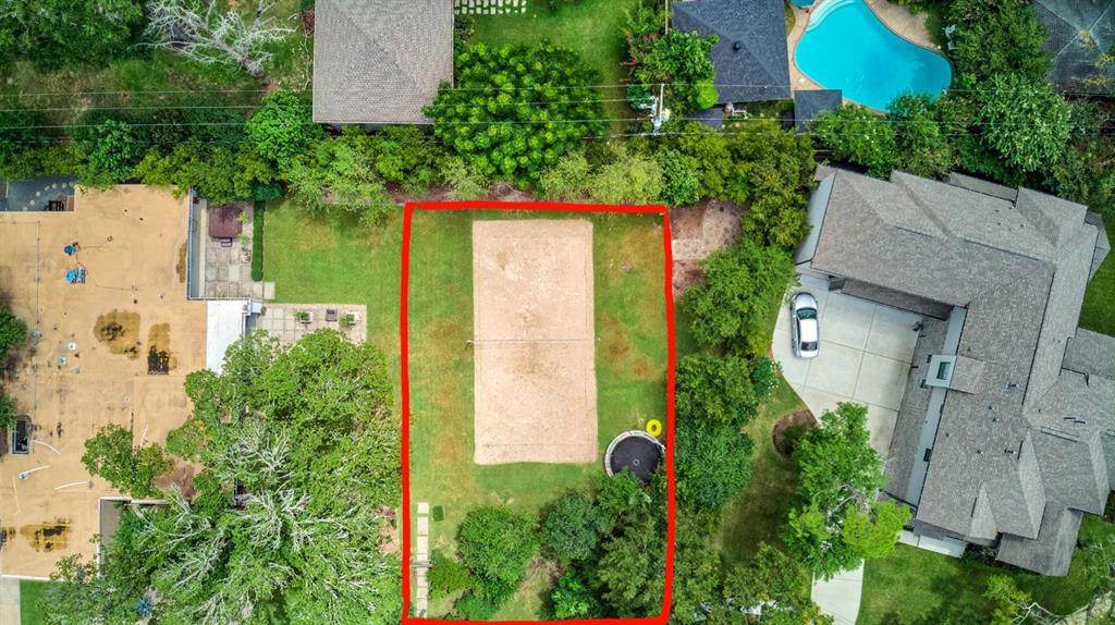 9011 Manhattan Drive - Photo 1