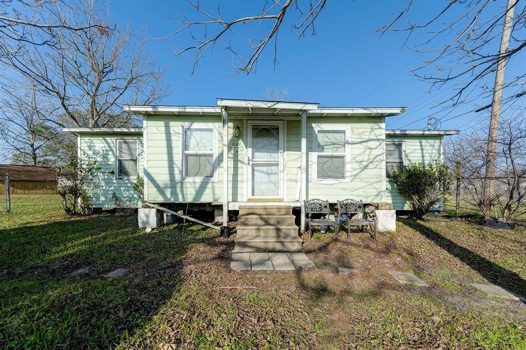 6314 Highway 6 - Photo 1