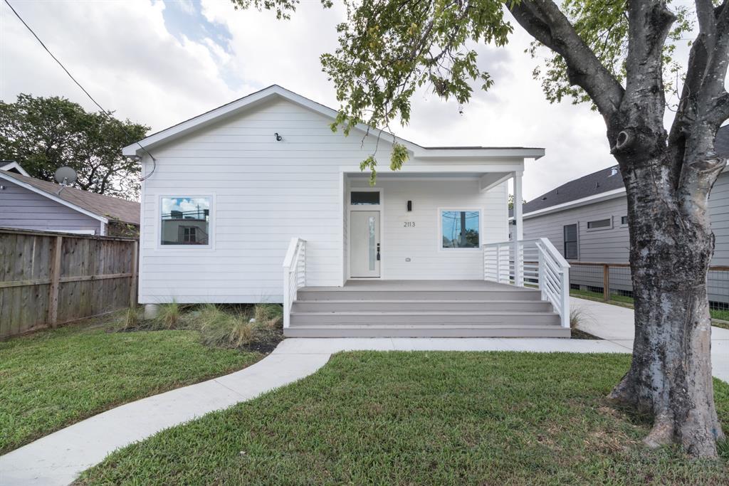 2113 Keene Street - Photo 1