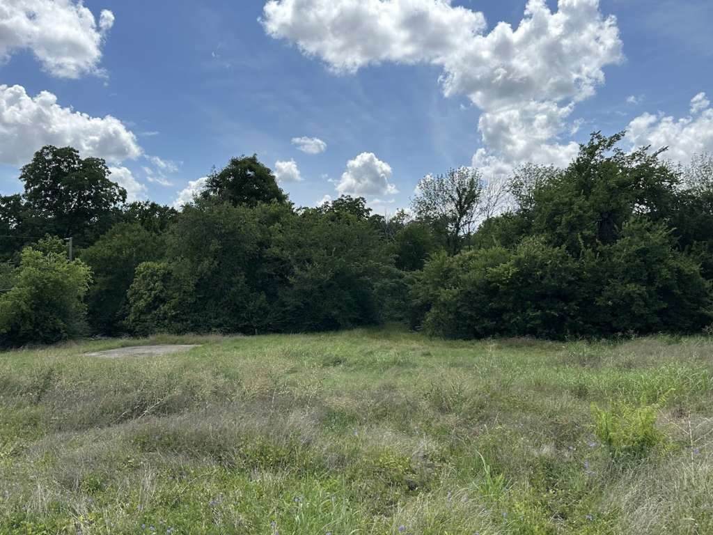 2720 Avenue K - Photo 1