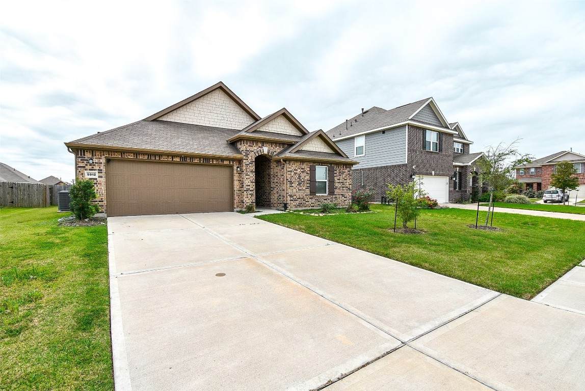 5912 Whitewing Road - Photo 1