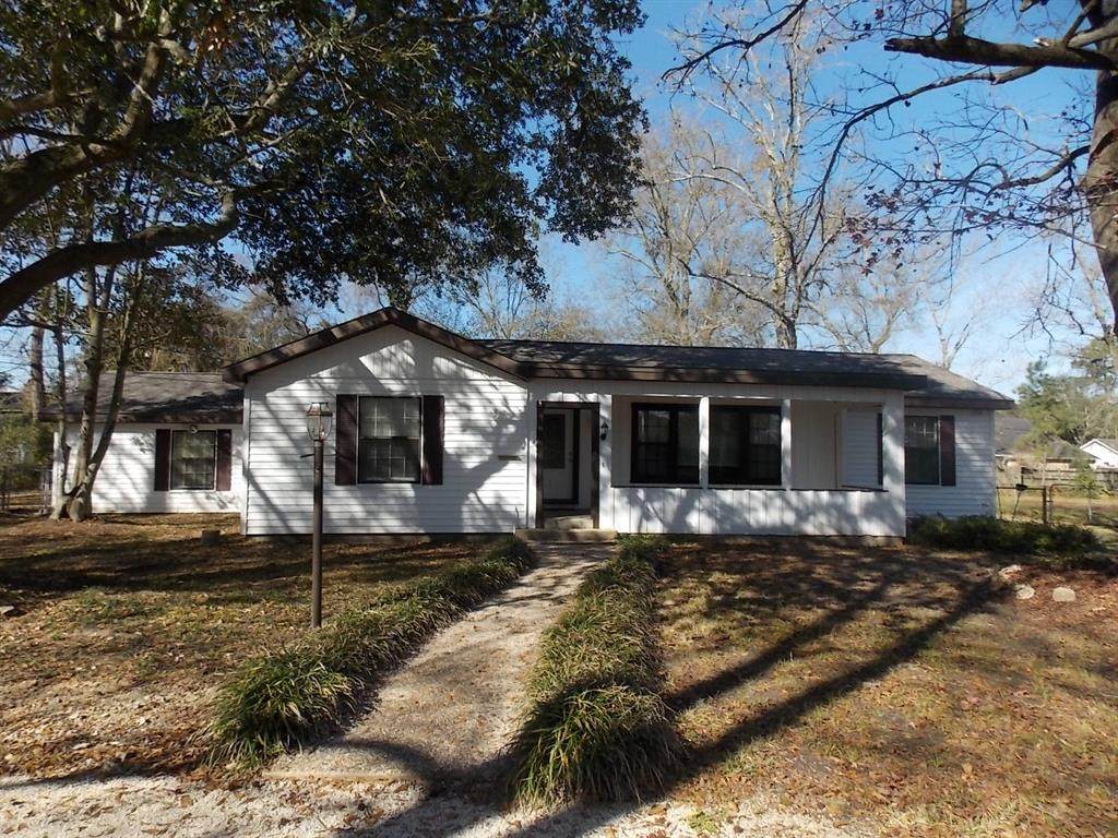 465 Belvedere Drive - Photo 1
