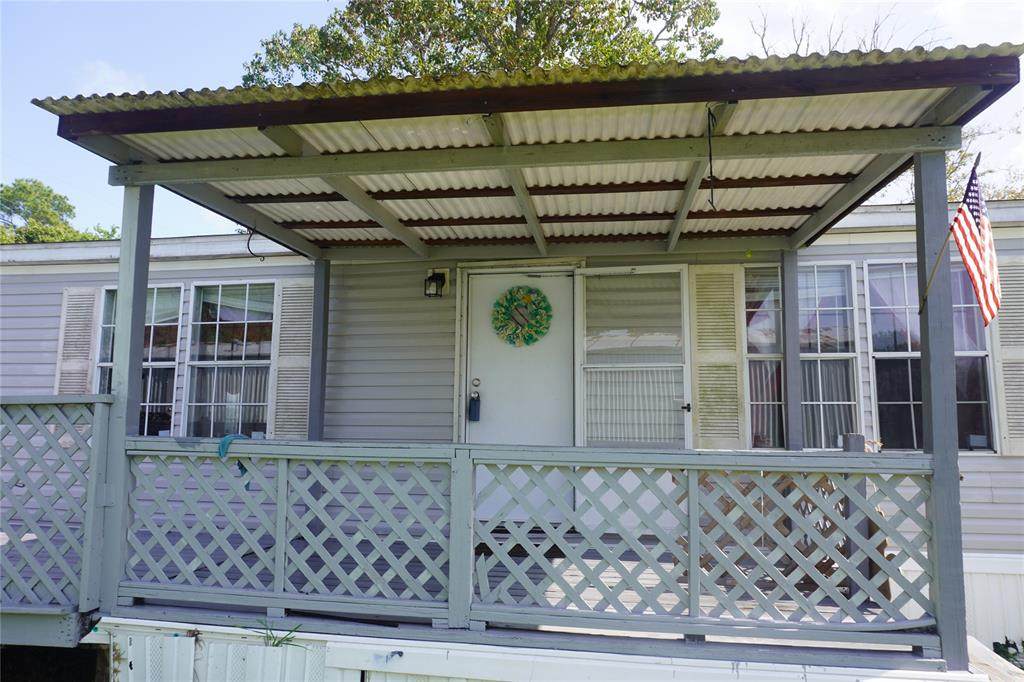 10015 Cedar Landing Drive - Photo 1