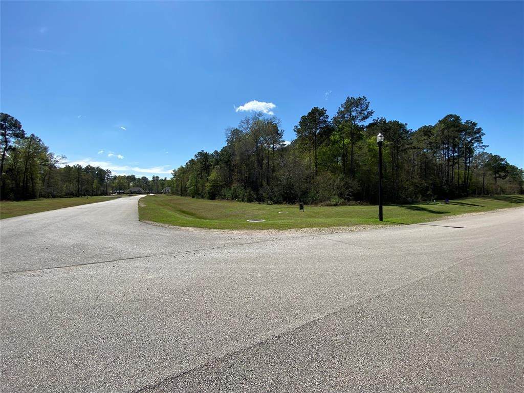 522 Commons View Drive - Photo 1