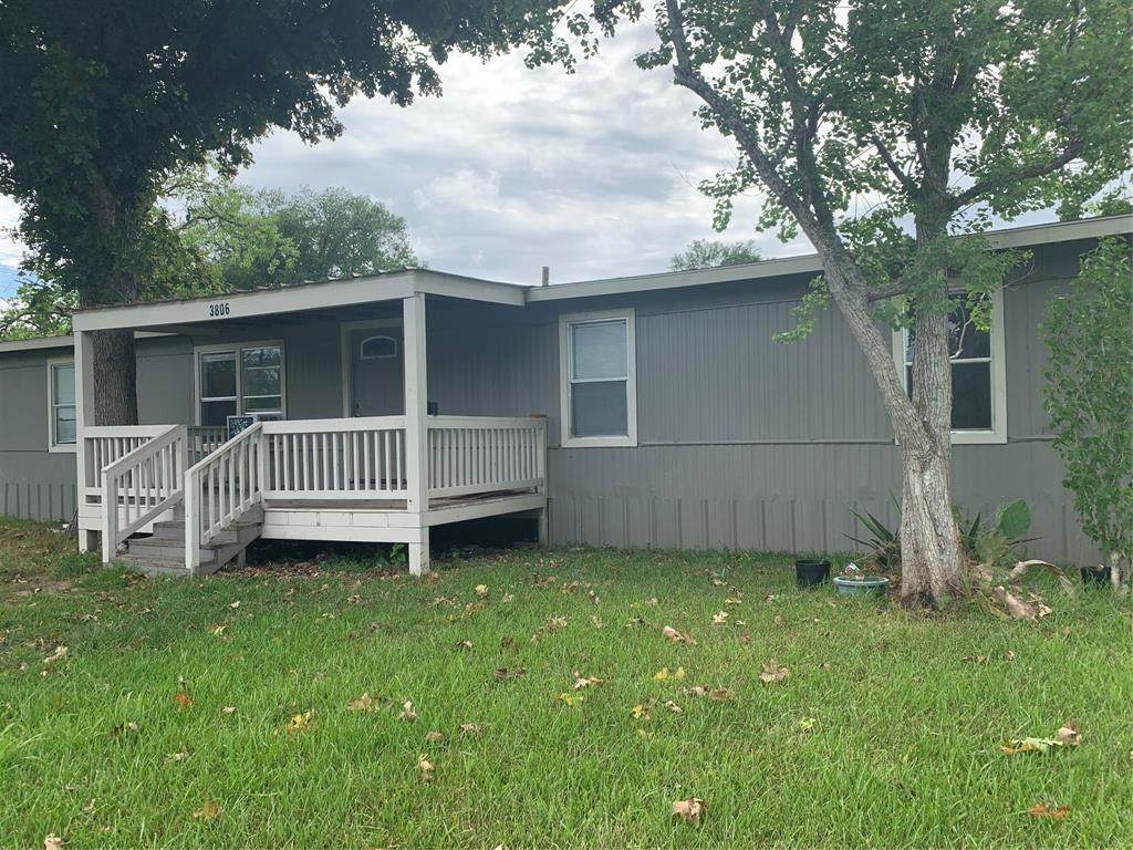 3806 Morning Glory Drive - Photo 1