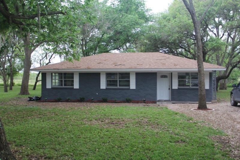 357 County Road 674 - Photo 1