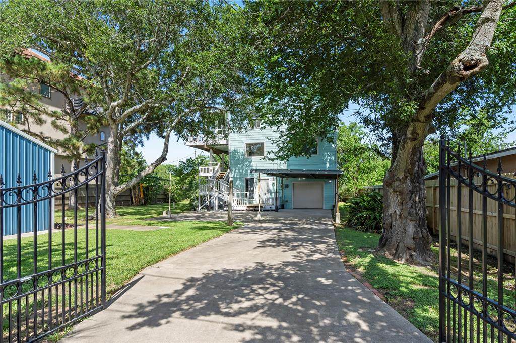 119 8th Street - Photo 1