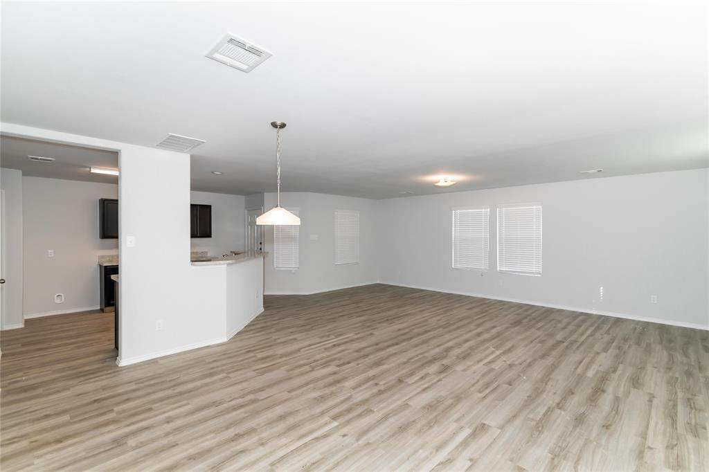 9118 Yellow Rose Drive - Photo 1