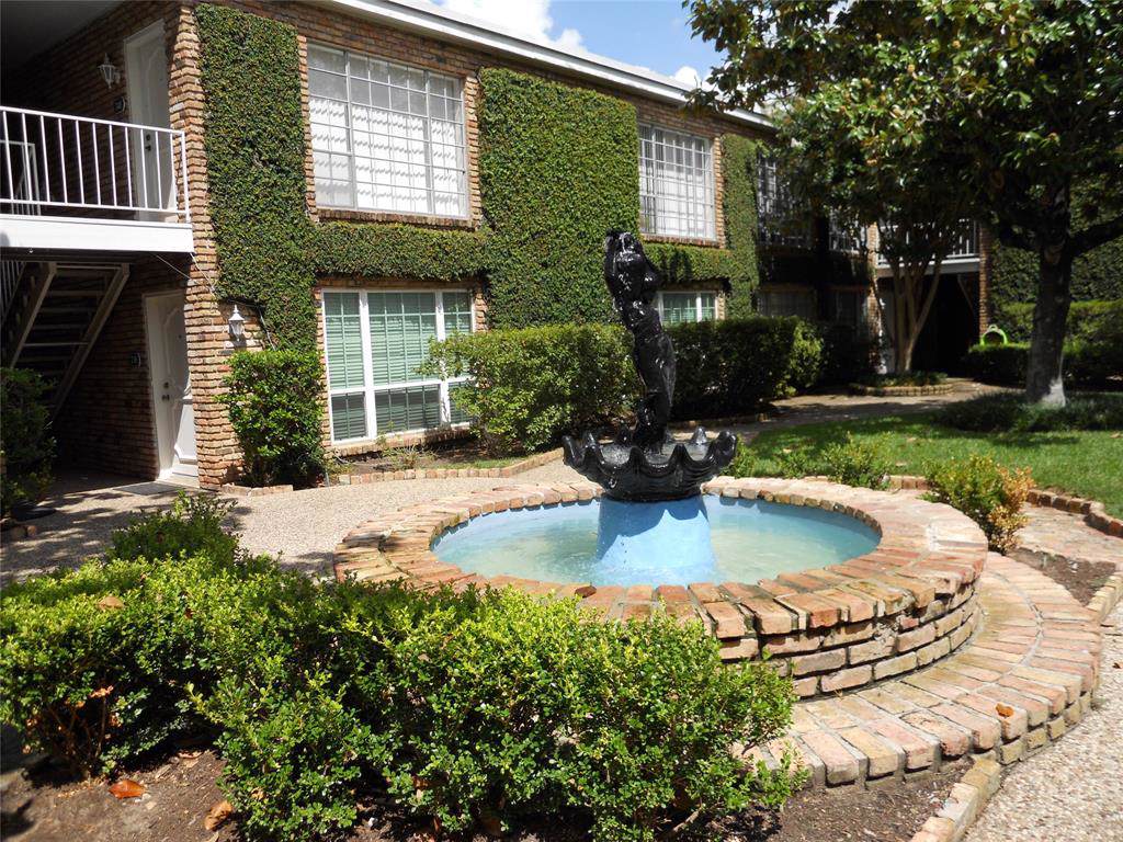 2121 Fountain View Street - Photo 1