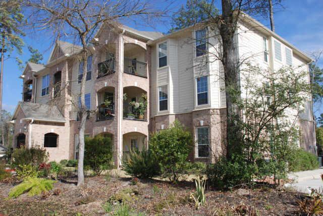 6607 Lake Woodlands Drive - Photo 1