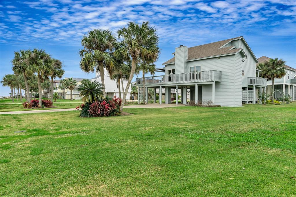 4211 Pelican Lane - Photo 1