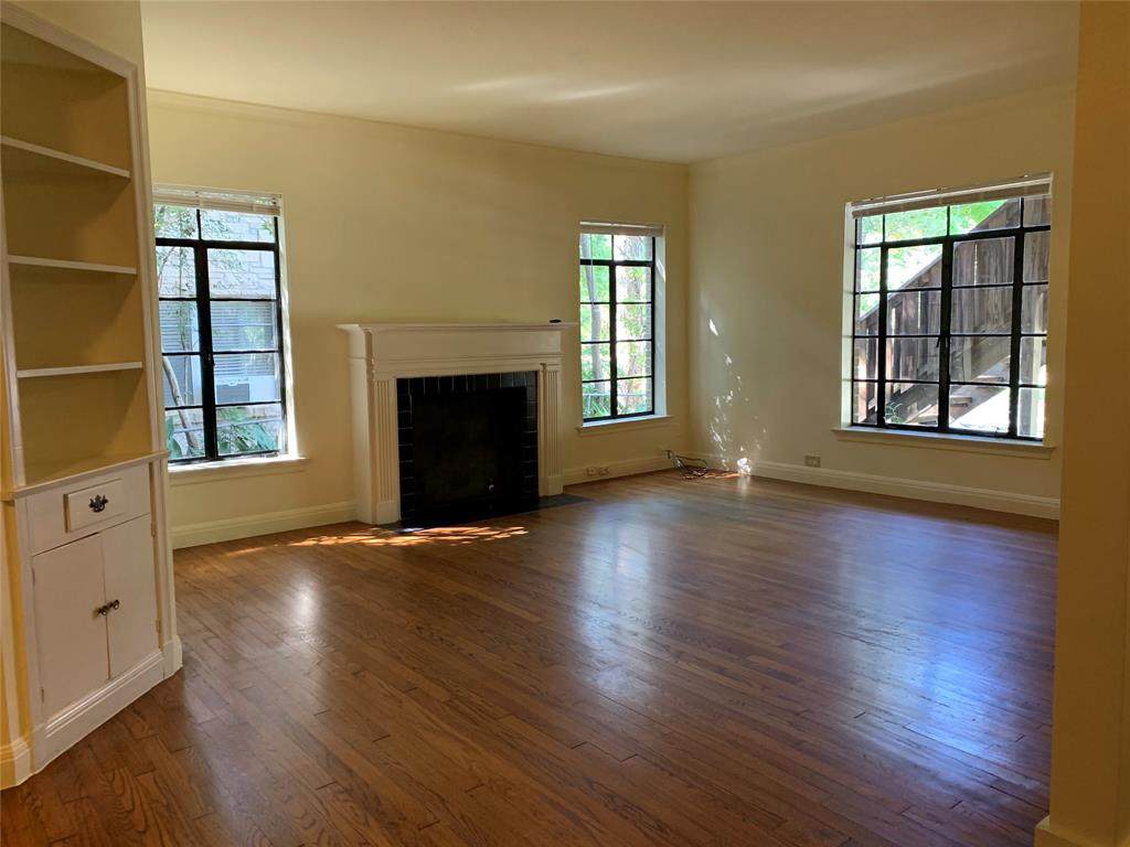 2007 Southgate Boulevard - Photo 1
