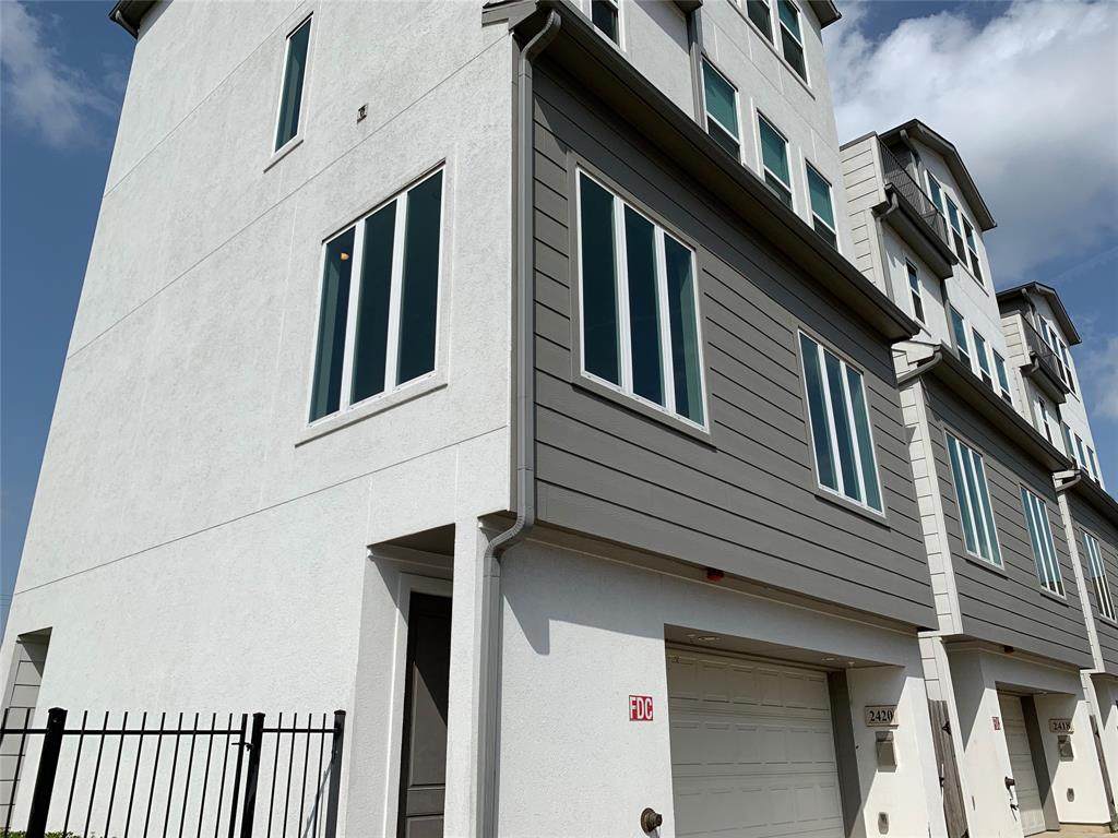 2420 Emancipation Avenue - Photo 1