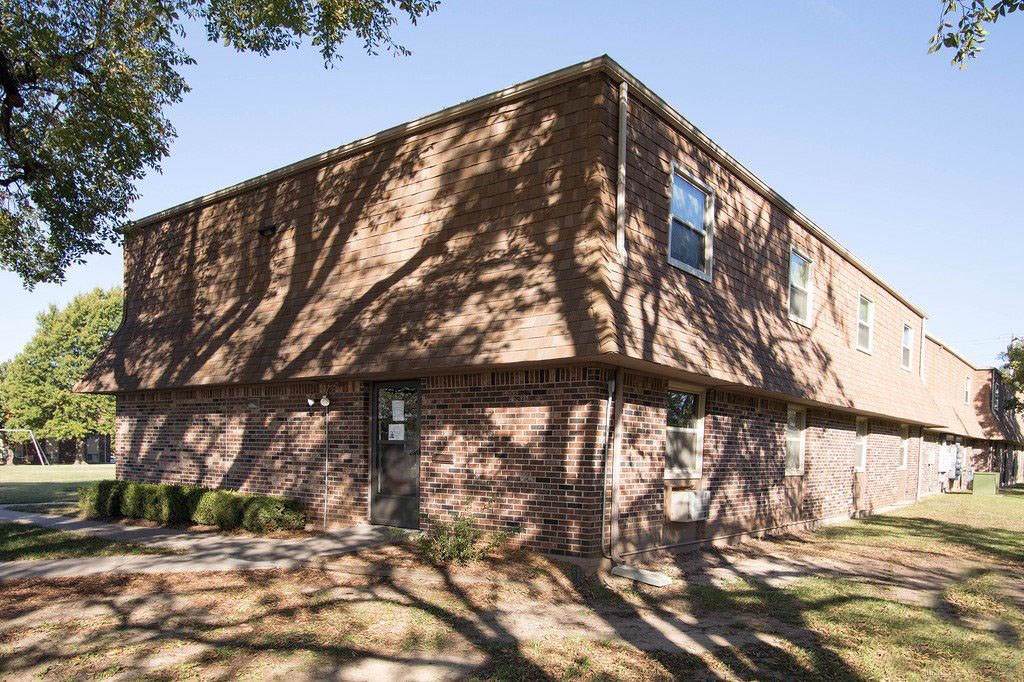 1305 High Street - Photo 1
