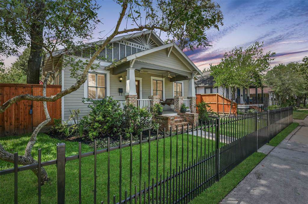 802 Omar Street - Photo 1