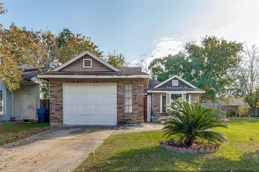1130 Maclesby Lane - Photo 1