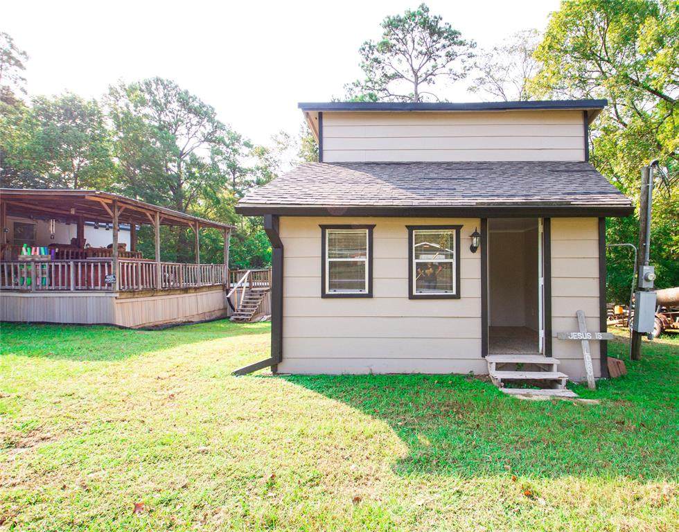 138 Lama Street - Photo 1