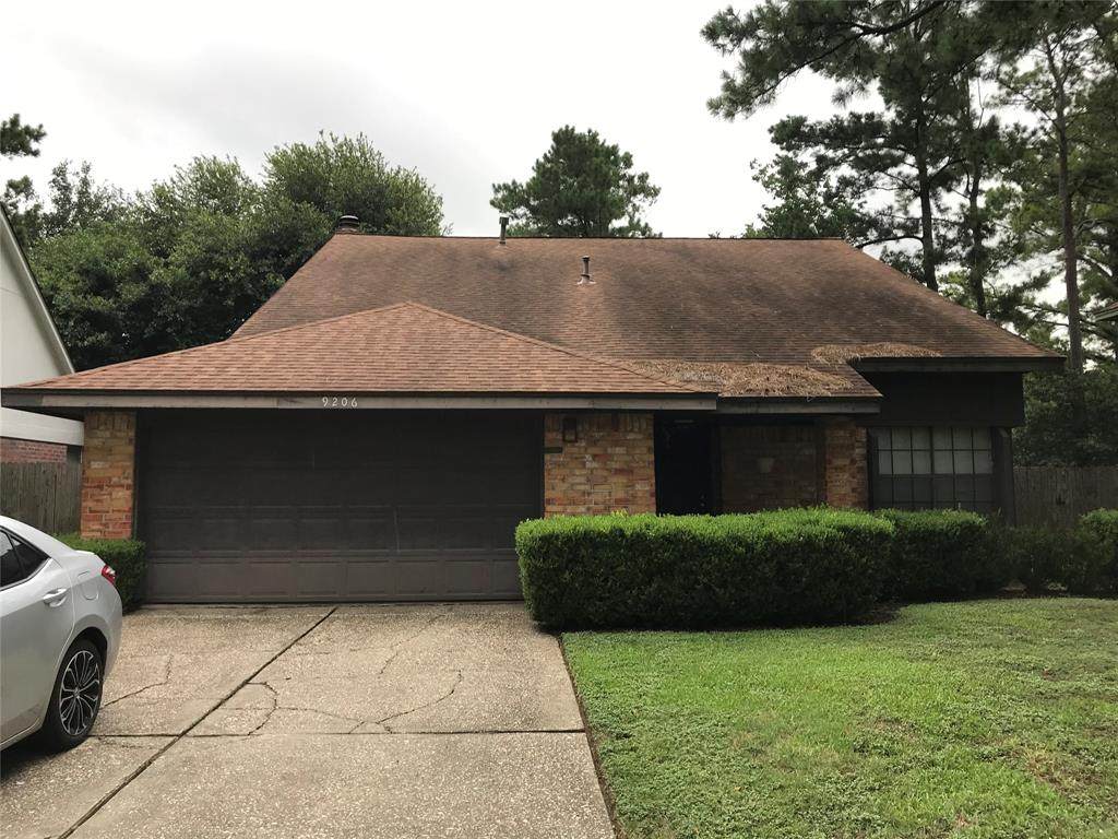 9206 Prairie Trails Drive - Photo 1