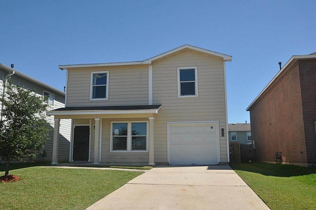 7806 Maverick Trace Lane - Photo 1