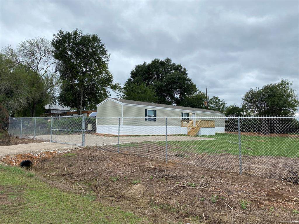 602 Pine Hill Street - Photo 1