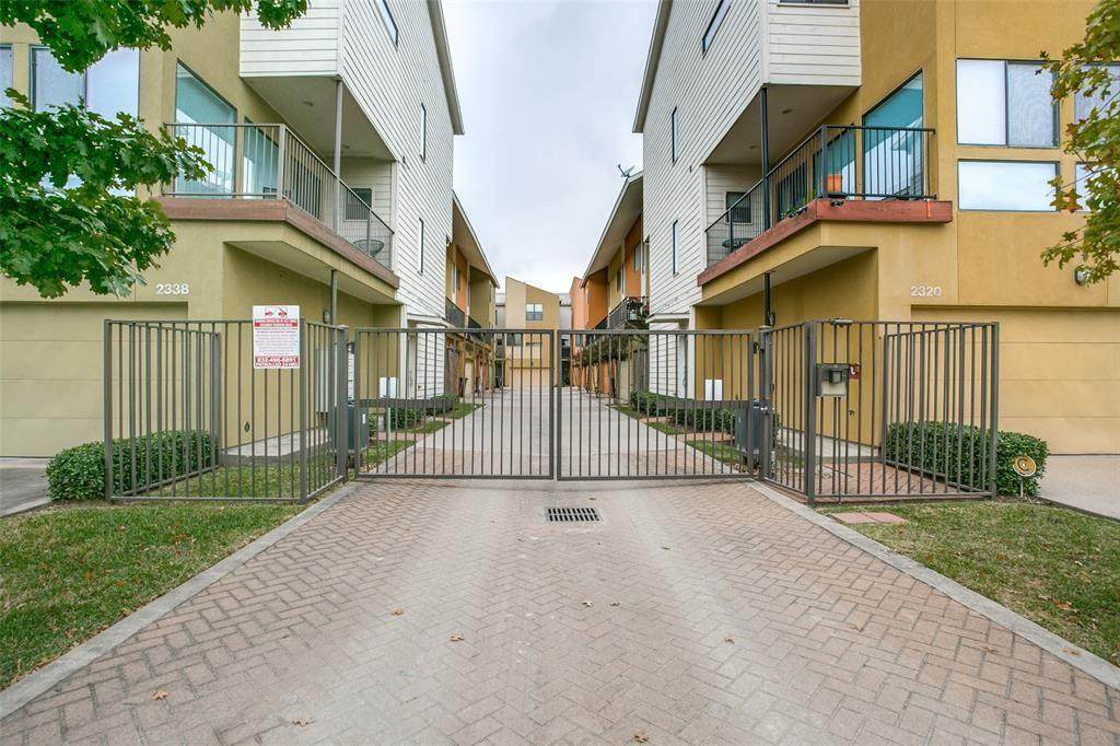 1606 Hadley Street - Photo 1