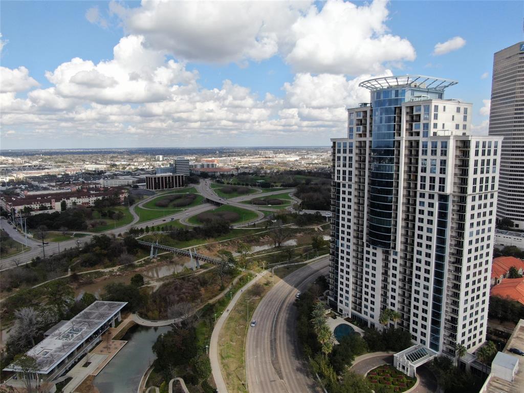 3333 Allen Parkway - Photo 1