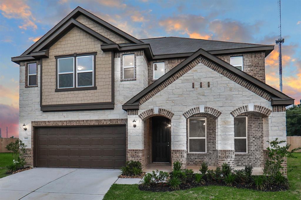5002 Castle Discordia Street - Photo 1