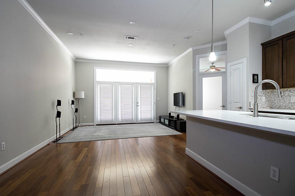 300 St Joseph Parkway - Photo 1