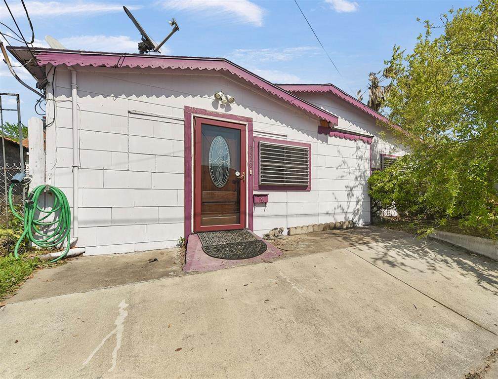 2320 43rd Street - Photo 1