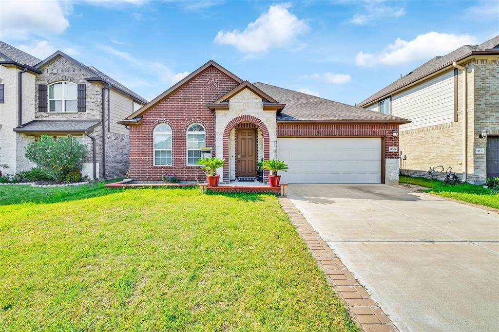 11827 Ruby Summers Road - Photo 1