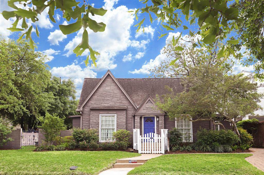 2303 Bartlett Street - Photo 1