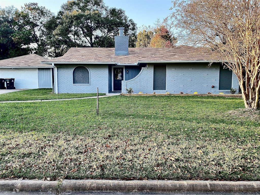 217 Willow Street - Photo 1