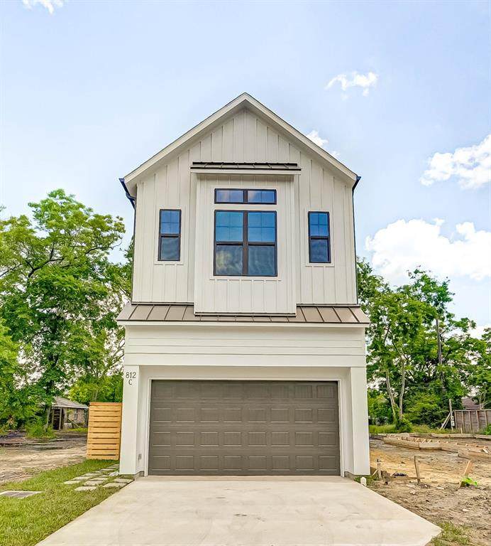 812 37th - Photo 1