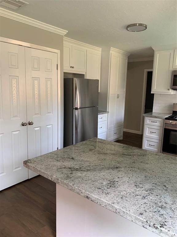 3310 Lake Stream Drive - Photo 1