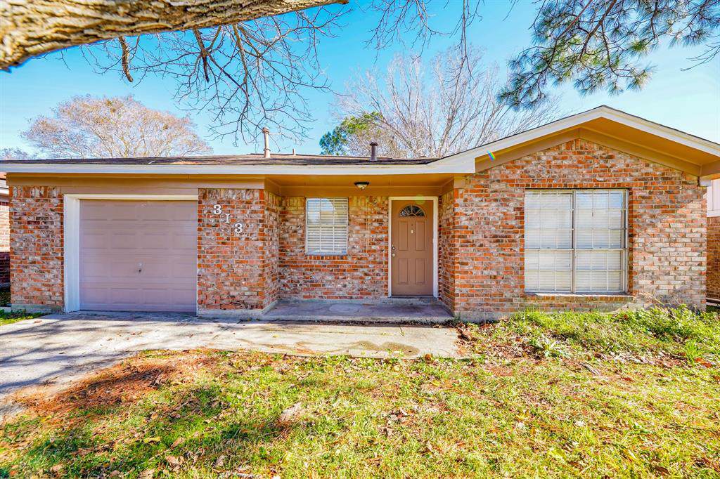 313 Carroll Street - Photo 1