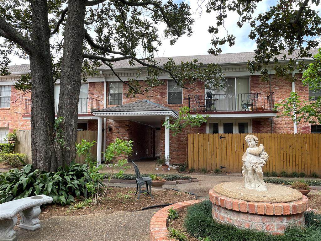 2824 Briarhurst Drive - Photo 1