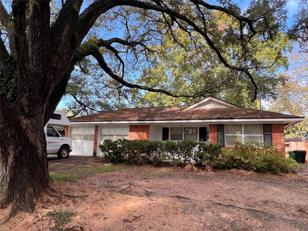 4314 Spellman Road - Photo 1