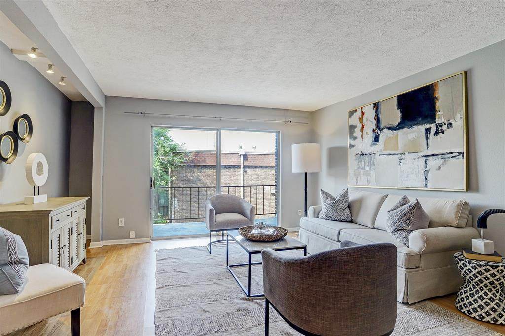 7555 Katy Freeway - Photo 1