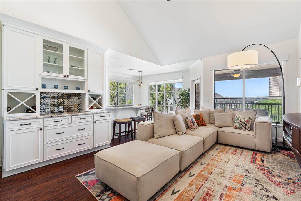 2400 Mccue Road - Photo 1