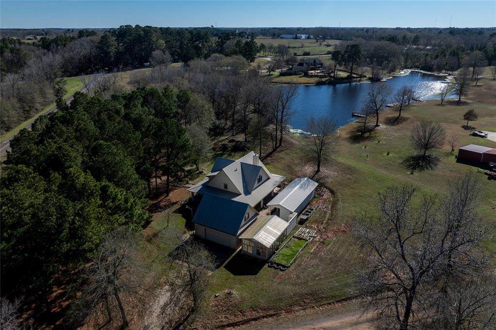 235 Fm 3313 - Photo 1