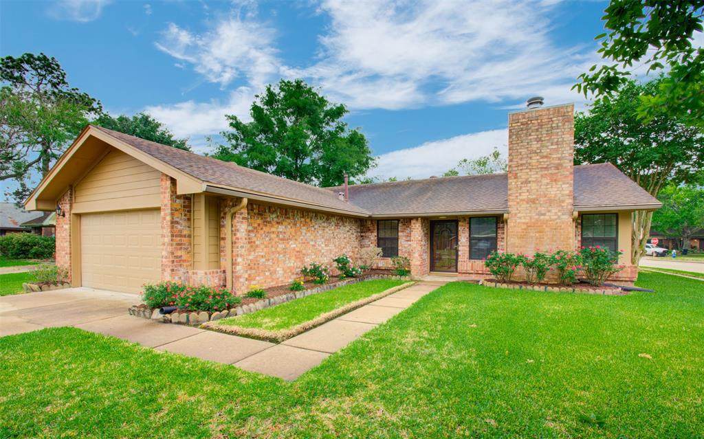 19915 Fort Davis Court - Photo 1