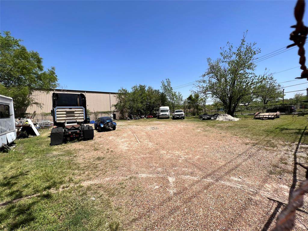6839 Avenue - Photo 1