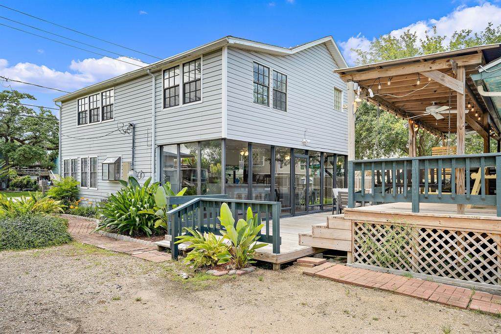 515 Clear Lake Road - Photo 1