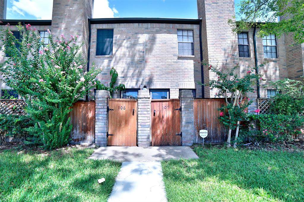 9850 Pagewood Lane - Photo 1