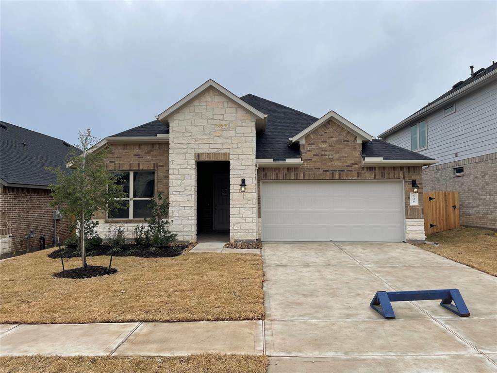 345 Pleasant Hill Way - Photo 1
