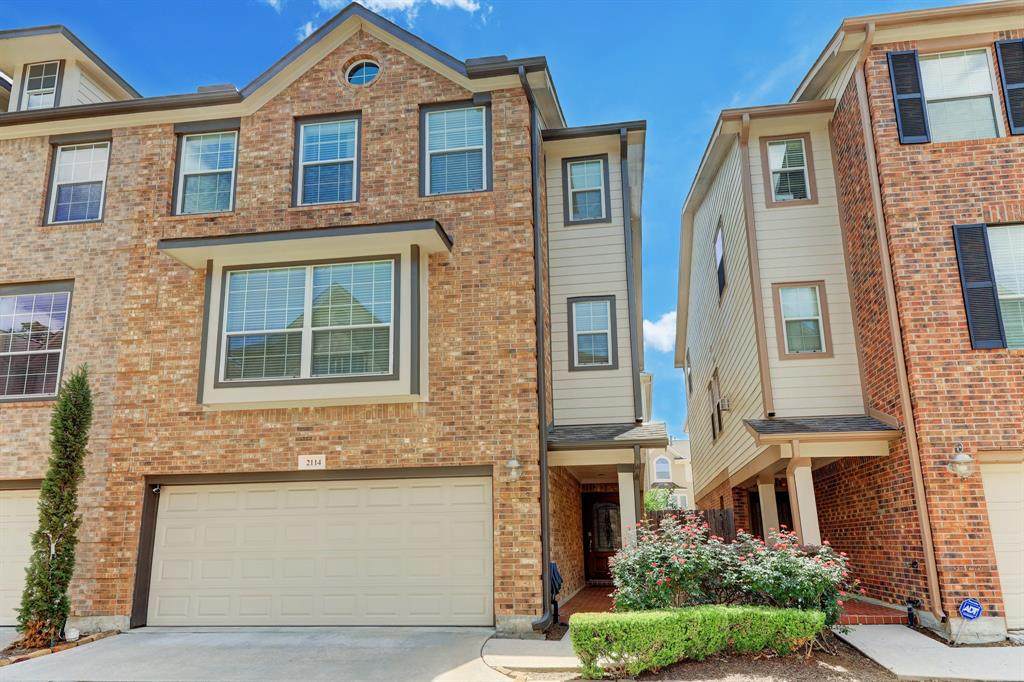 2114 Stacy Glen - Photo 1