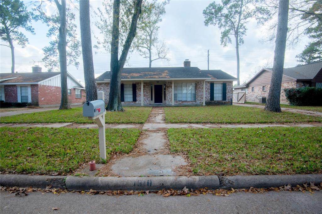 1910 Cobble Creek Drive - Photo 1
