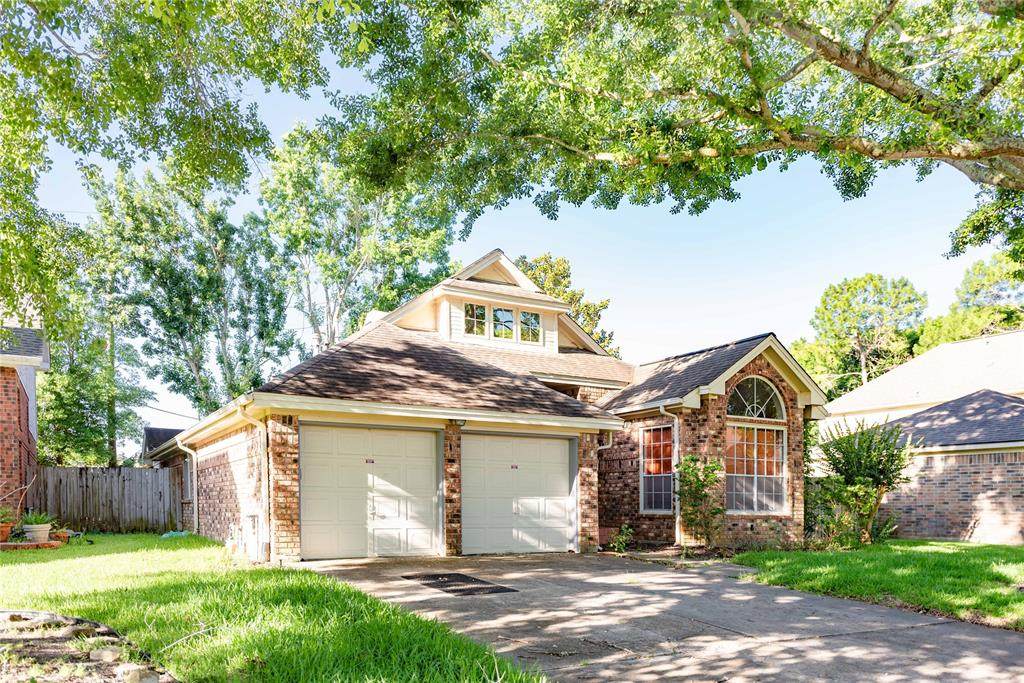 2923 Plantation Wood Lane - Photo 1