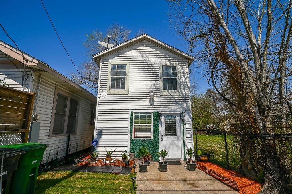 2405 Alabama Street - Photo 1
