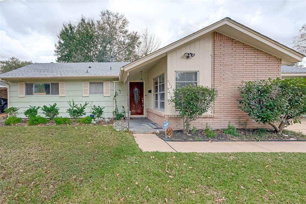 9523 Vogue Lane - Photo 1